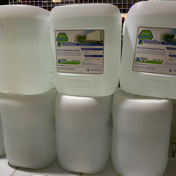 Bơm ure vào xe ô tô, cuộc đua bắt đầu