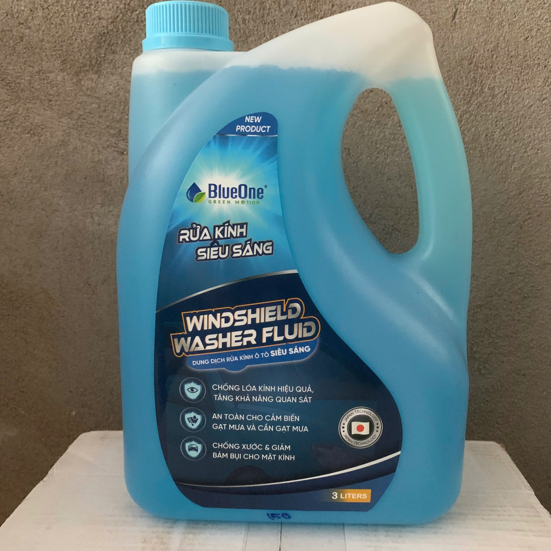Nước rửa kính ô tô BlueOne siêu sáng