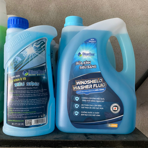 Nước rửa kính ô tô BlueOne siêu sáng