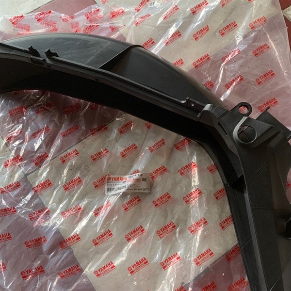 Dè biển số Exciter 135 4 số 1S9-F1611-01