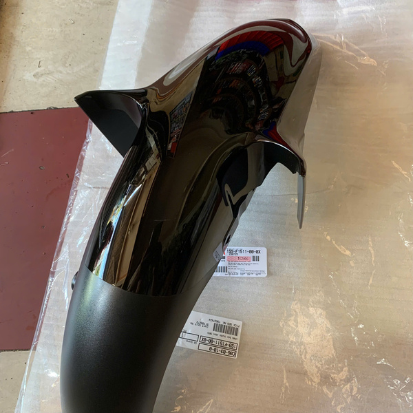 Dè trước chắn bùn Exciter 135 4 số 1S9-F1511-00