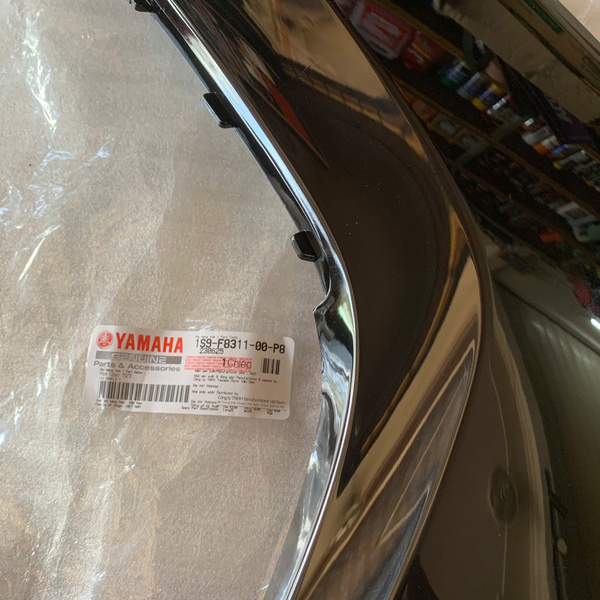 Yếm cánh gà Exciter 135 4 số Trái 1S9-F8311-00 / phải 1S9-F8312-00