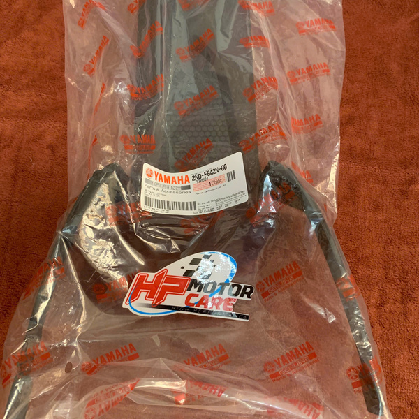 Ốp giữa trước yên Exciter 150 2ND-F842N-00