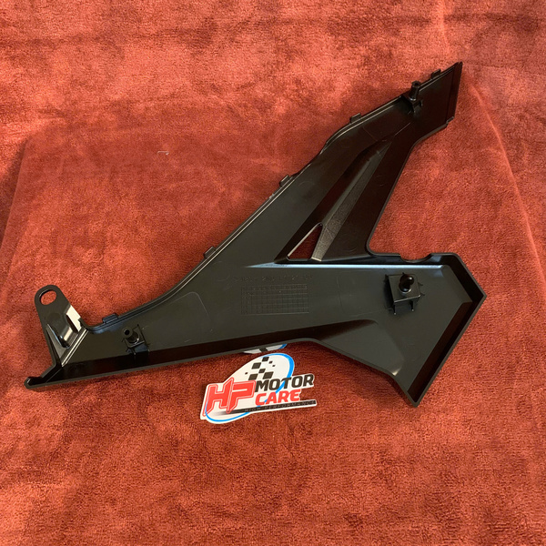 Nắp cốp Exciter 150 Trái/Phải 2ND-F1711-00/ 2NDF1721-00-P4