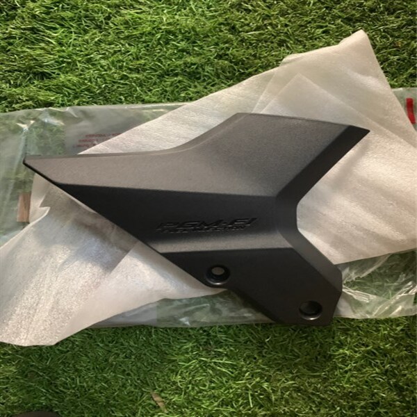 Nắp hộp bình ắc quy, Ốp che bình ắc quy Sonic 6452A-K56-N00 v