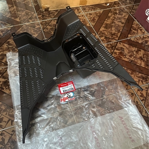 Sàn để chân Vario / Click 2016 6431A-K59-A10Z