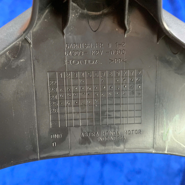 Râu đèn /viền đèn pha Vario 125 64303-K2V-N30