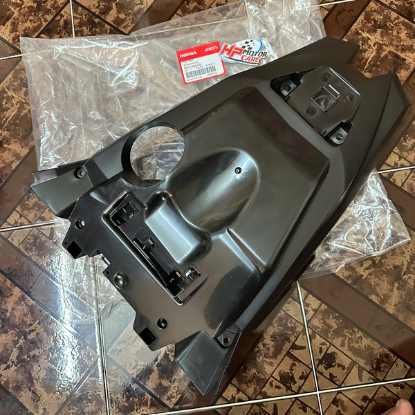 Lót sườn dưới sau /Chắn bùn B sau Vario 2018-2024  80101-K59-A70