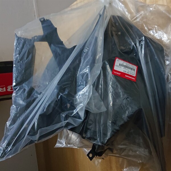 Ốp trong cánh gà / ốp Yếm  Winner V1 Trái- Phải 64520-K56-N10/ 64510-K56-N10