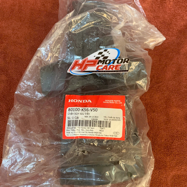 Ốp che đèn soi biển sổ Winner V2 / Nắp trên đuôi dè sau Winner X V2 80100-K56-V50