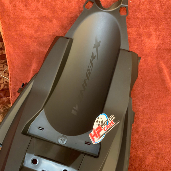 Chắn bùn B sau/ Lót sườn dưới bình xăng Winner X V2 80150-K56-V50