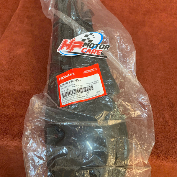 Nắp đèn hậu/ Ốp đèn hậu Trái Phải Winner X V2 83525-K56-V50/ 83520-K56-V50