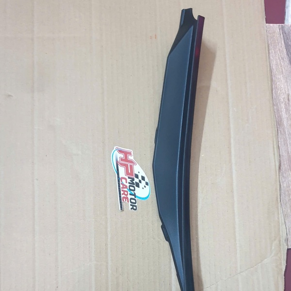 Ốp trong thân Winner V3 Trái/Phải 64440-K2P-V6/ 64430-K2P-V60