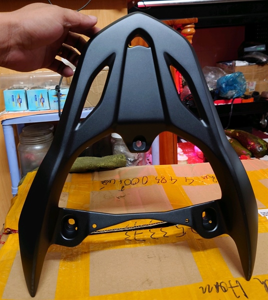 Baga sau/ Cản sau / tay dắt Vision 81200-K2C-V00