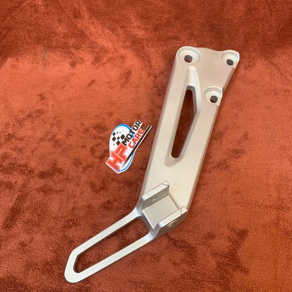 Pat gác chân sau Dream Trái/Phải