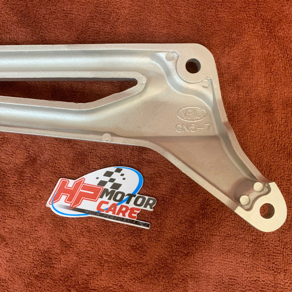 Pat gác chân sau Dream Trái/Phải