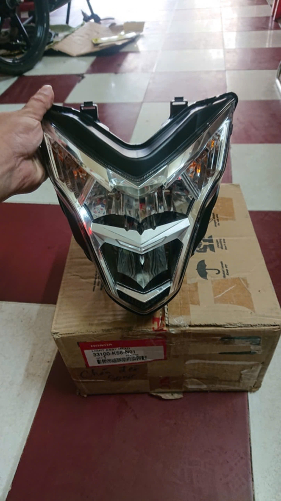 Chóa pha đèn Sonic 150 33100-K56-N01 (chính hãng)