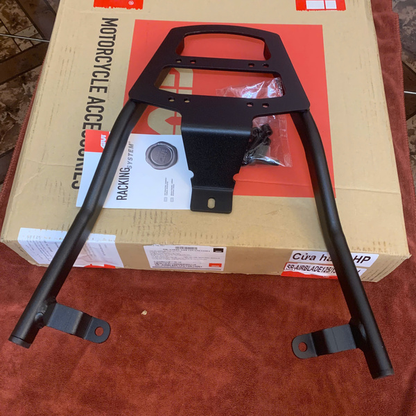 Baga sau AIR BLADE 125/150/160FI GIVI SR (Chính Hãng)