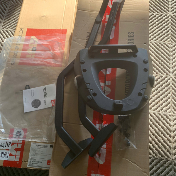 Baga sau / Cảng sau Raider - Satria Givi HRV