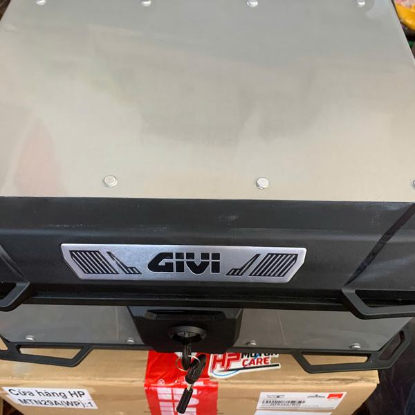 Thùng sau bằng Nhôm 29 Lít Givi MTN29A(WP)