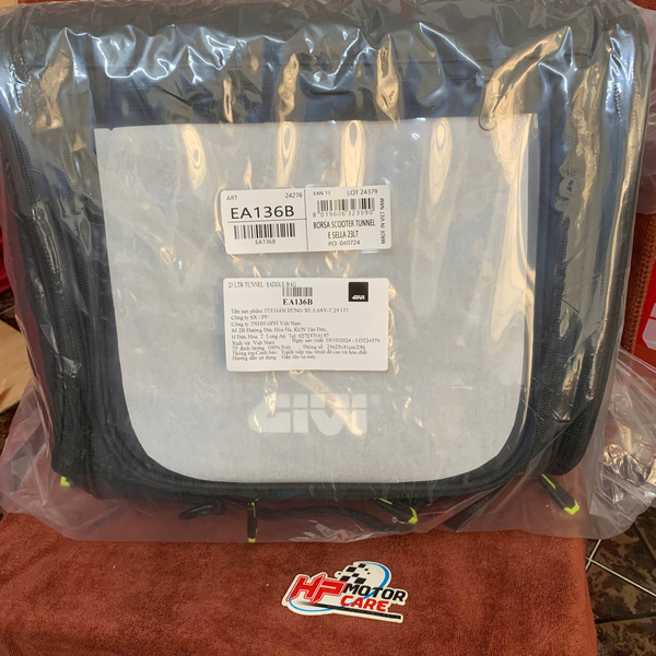 Túi gắn bụng giữa 23 lít Givi EA136B