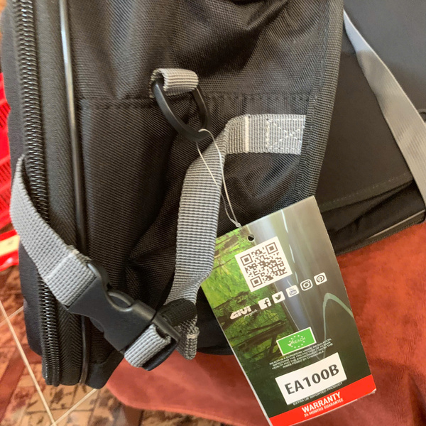 Túi gắn bên hông 40 Lít Givi EA100B