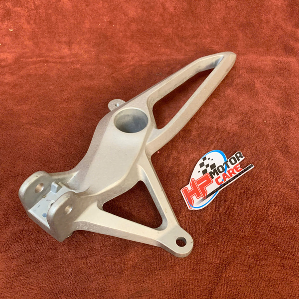 Pat gác chân trước Winner X Trái 50660-K56-V50/ Phải 50650-K56-V50