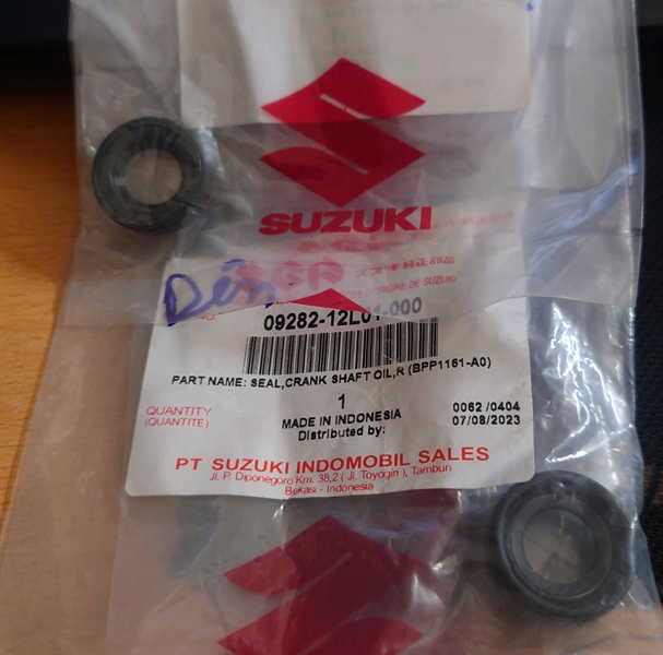 Phốt dên Raider / Satria 09282-12L01-000 ( chính hãng)