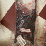 Ốp bình xăng dưới yên Exciter 135 4 số 1S9-F842N-00