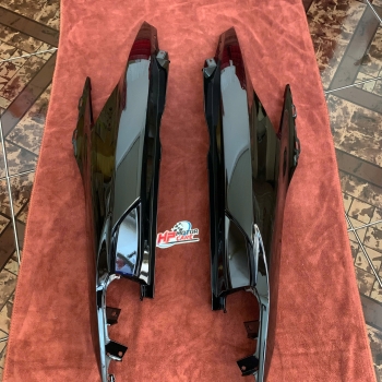 Ốp sườn sau Vario 2018 Phải 83500-K59-A70/ Trái 83600-K59-A70