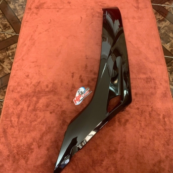 Ốp sườn dưới Vision 2014 phải 83520K44V00 / trái 83620K44V00