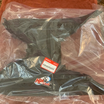 Sàn Để Chân Vision 2014 64310-K44-V00 ( ZB đen, za nâu)