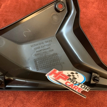 Nắp hộp bình ắc quy/ Ốp che bình ắc quy Winner V2 50607-K56-V50