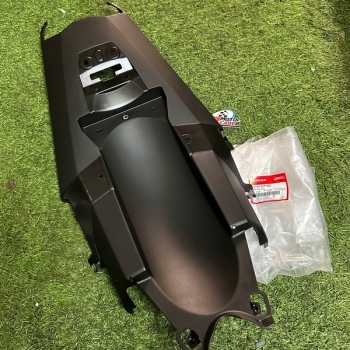 Chắn bùn B sau/ Lót sườn dưới bình xăng Winner X V3 80150-K2P-V60