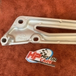 Pat gác chân sau Dream Trái/Phải