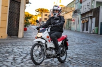 Ngắm 2024 Honda Dax độc lạ, hút dân đi phượt 