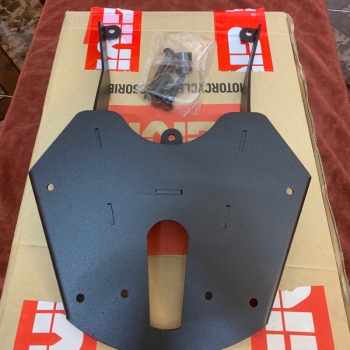 Baga sau Vario 125/150 Givi SRV(chính hãng)