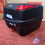 Thùng sau Givi 33 LÍT B33N2 (phản quang đỏ)