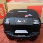 Thùng sau Givi 33 LÍT B33N2M 