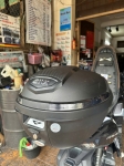 Thùng sau Givi 27 lít B270N