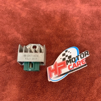 Sạc 4 chân Yamaha Honda chính hãng