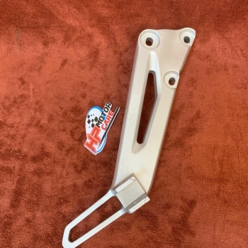 Pat gác chân sau Dream Trái B50716-GN5-730/Phải  50715-GN5-730