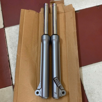 Phuộc trước Sirius thắng đùm 2006-2010 TRái B6A-F3102-1000/ Phải B6A-F3103-1000