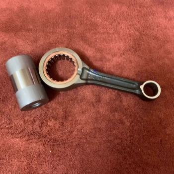 Tay dên Raider/ Satria FI  12200-12K00-000